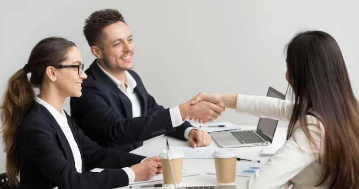 como ganar plata desde casa